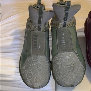 Pretty olive Green sparkly pumas